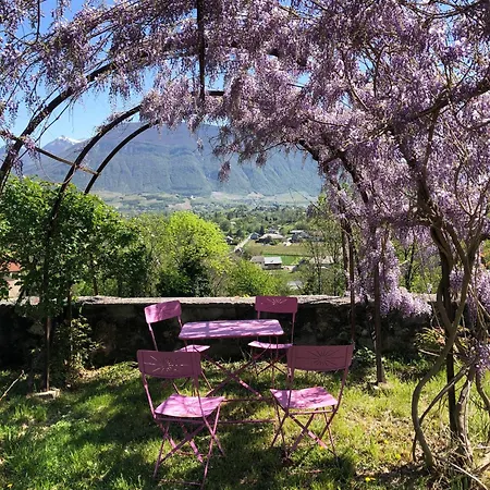 Chateau D'apremont Bed & Breakfast